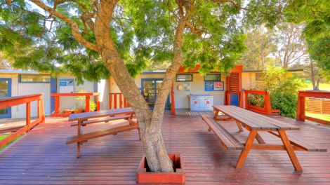 Eden Gateway Holiday Park undercover BBQ area