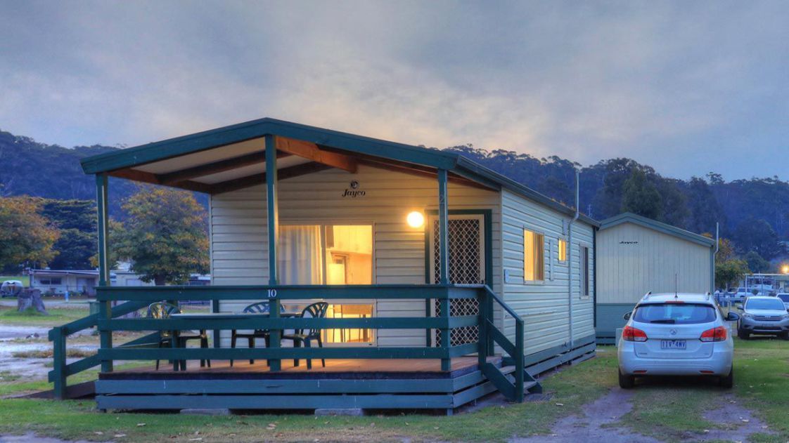 Eden Gateway Holiday Park Eden Monaro Villas